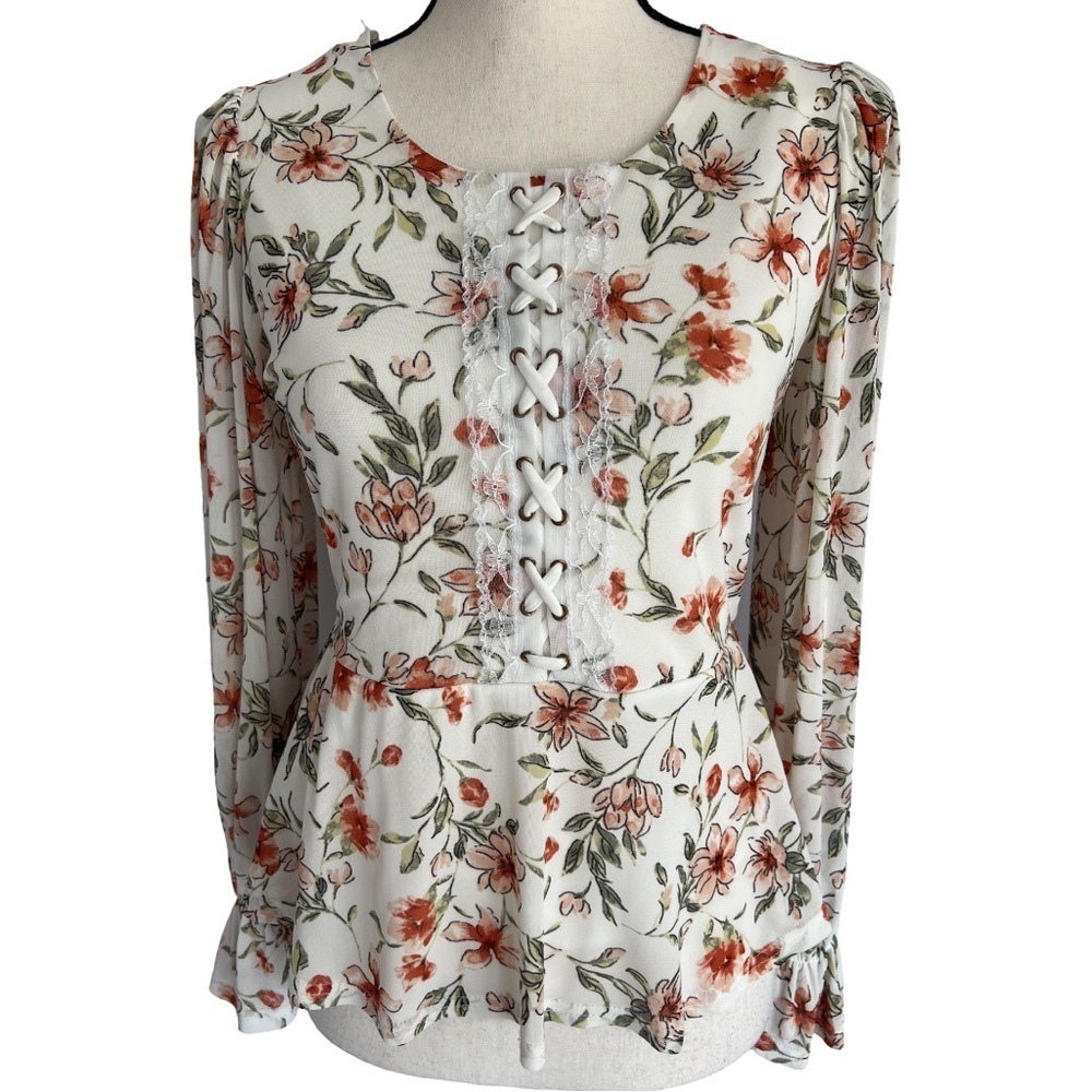 NWOT Ember Floral Lace-Up Front Blouse, White/Coral, Small (A)